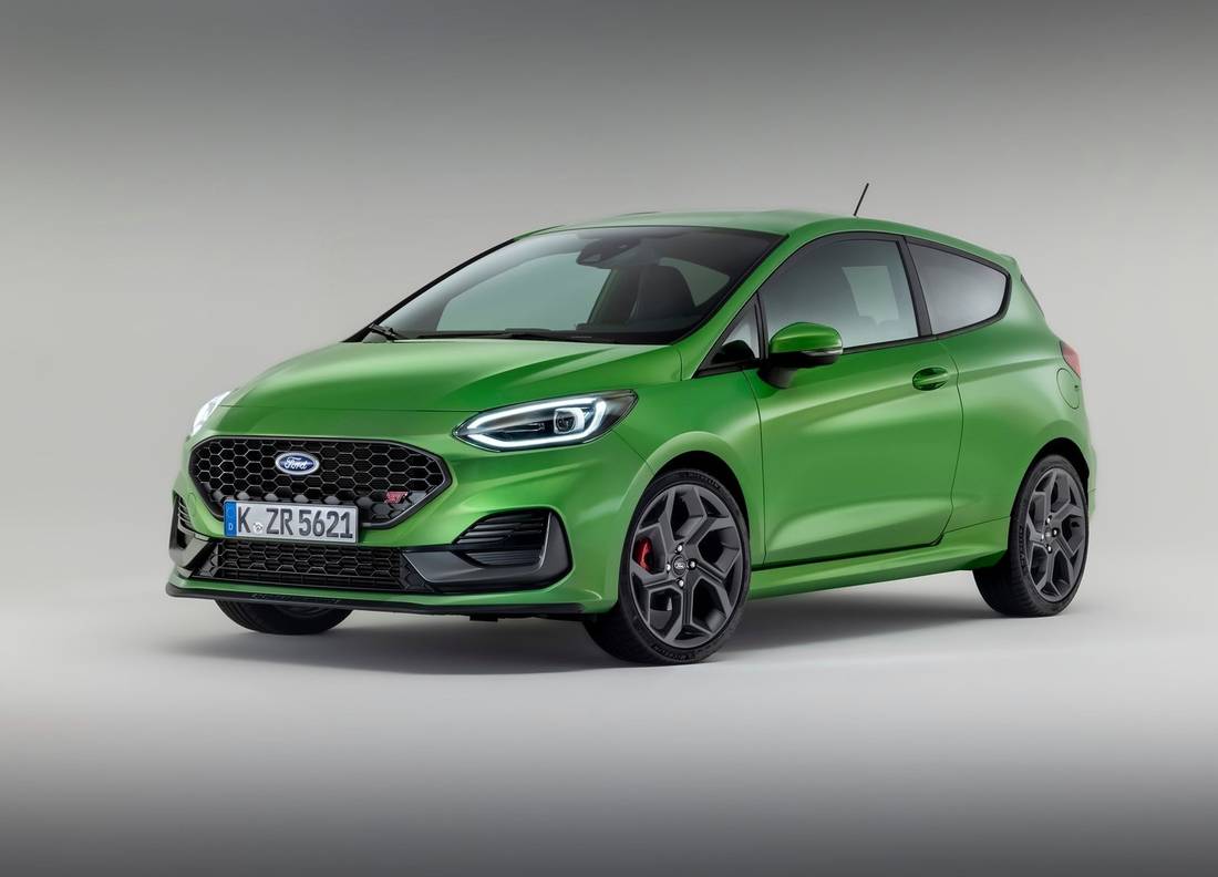 Ford Fiesta ST dimensioni, interni, motori e prezzi AutoScout24