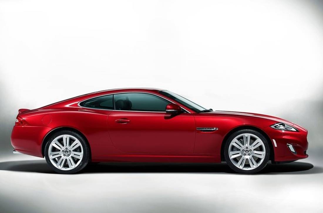 jaguar-xkr-side