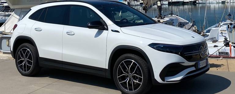 EQA SUV elettrico Mercedes - AutoScout24 - 01