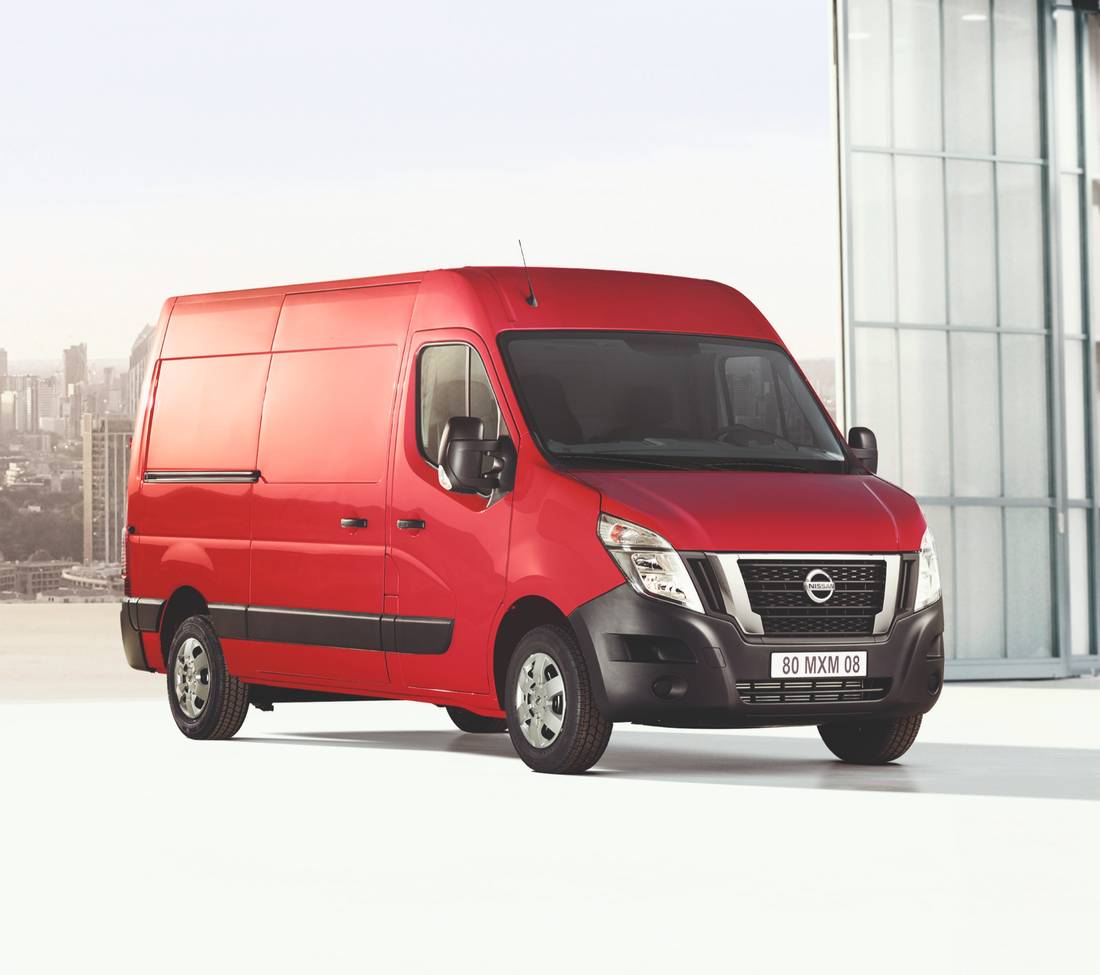 nissan-nv400-front