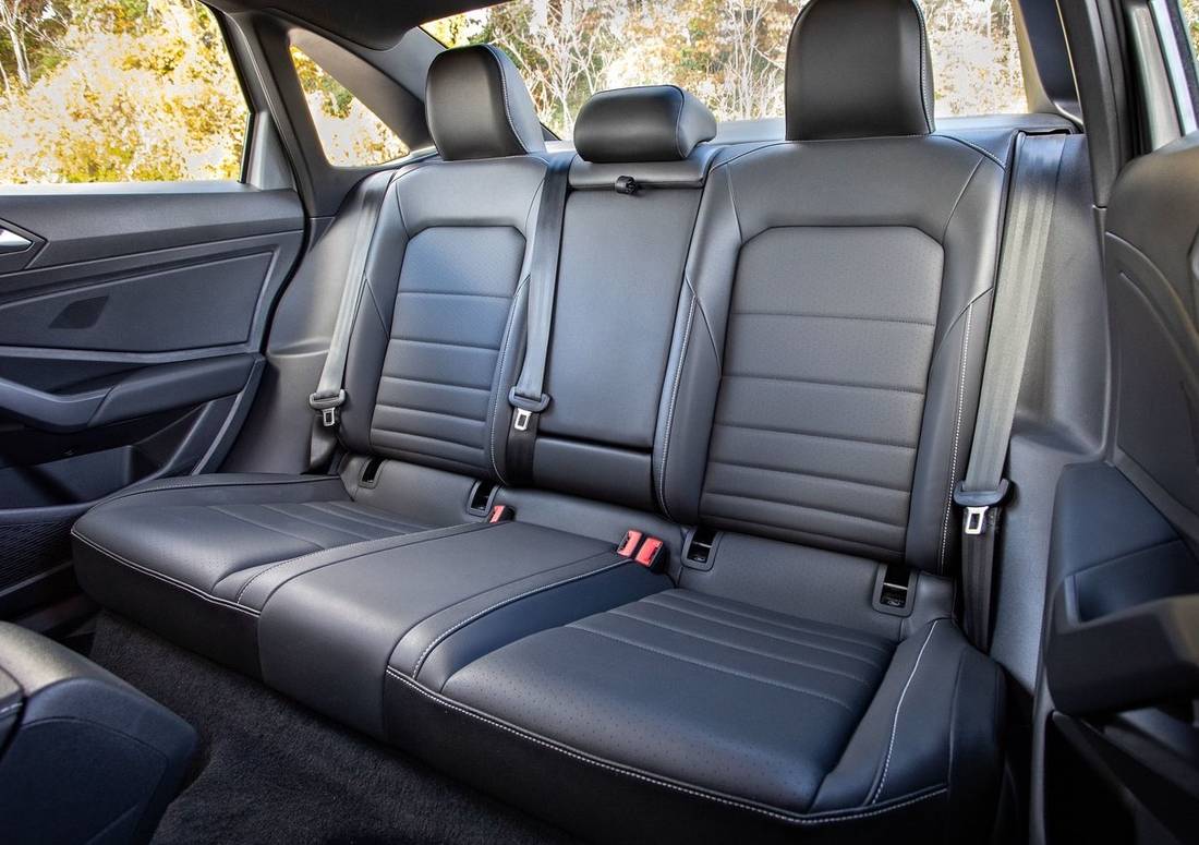 volkswagen-jetta-seats