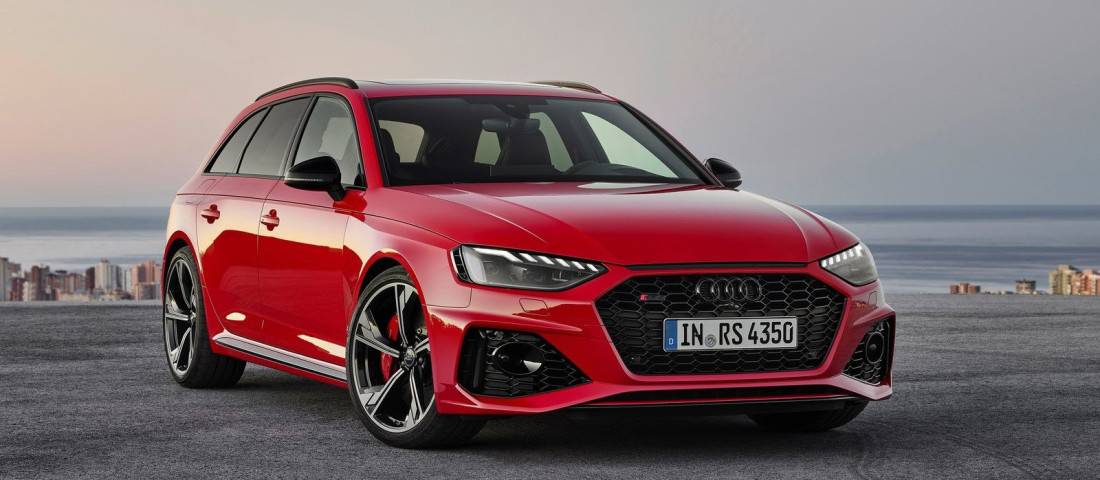 Audi-RS4-Front-1100