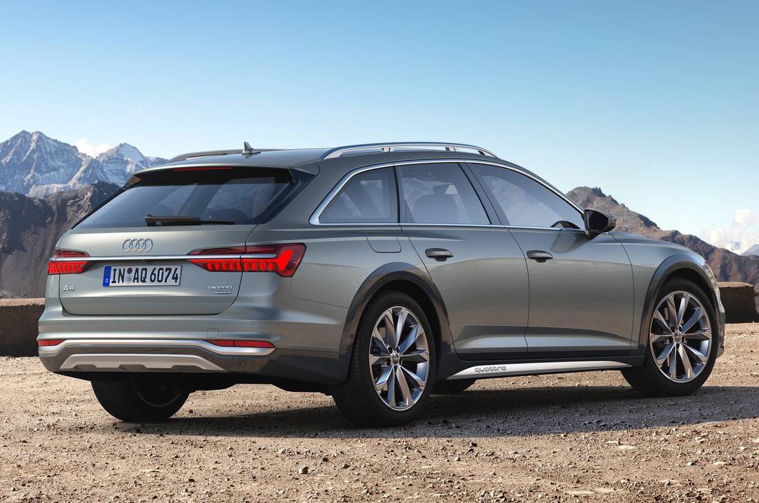 audi-a6-allroad-back