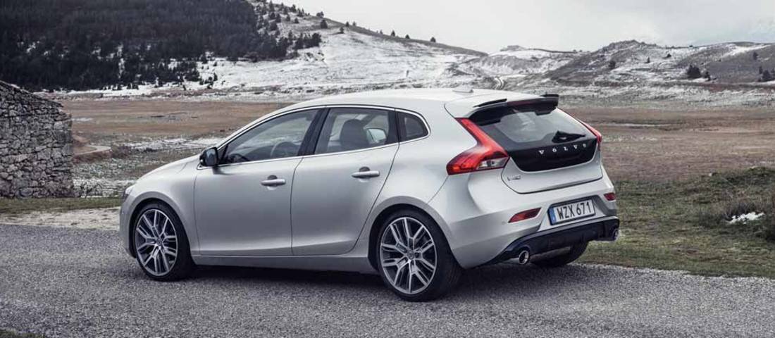 volvo-v40-l-02-1100