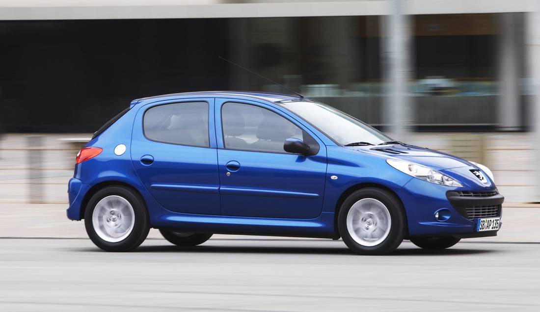 Peugeot 206: dimensioni, interni, motori, prezzi e concorrenti - AutoScout24