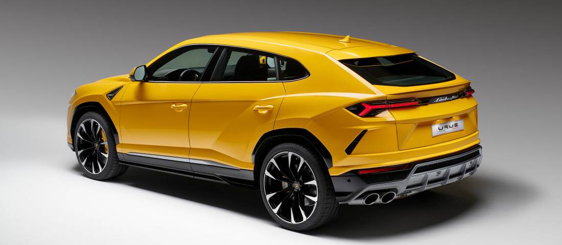lamborghini-urus-back-1100
