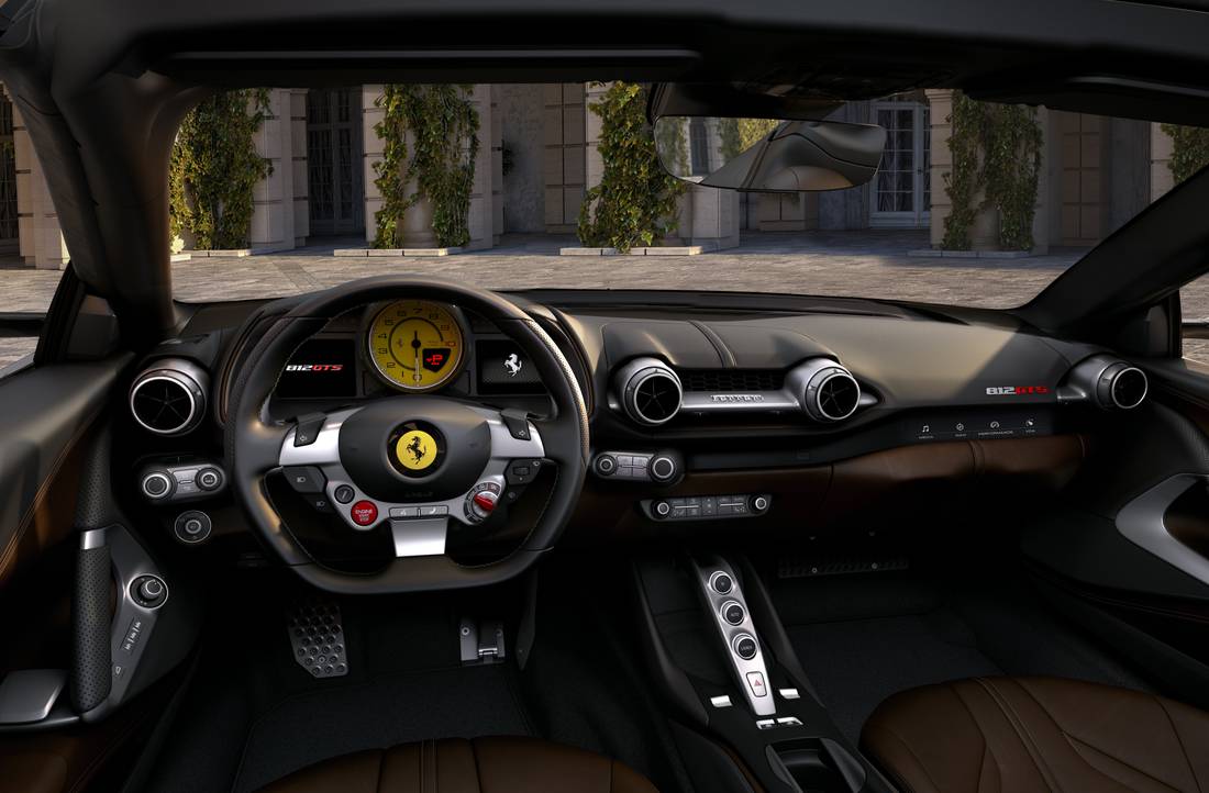 ferrari-812-gts-interior