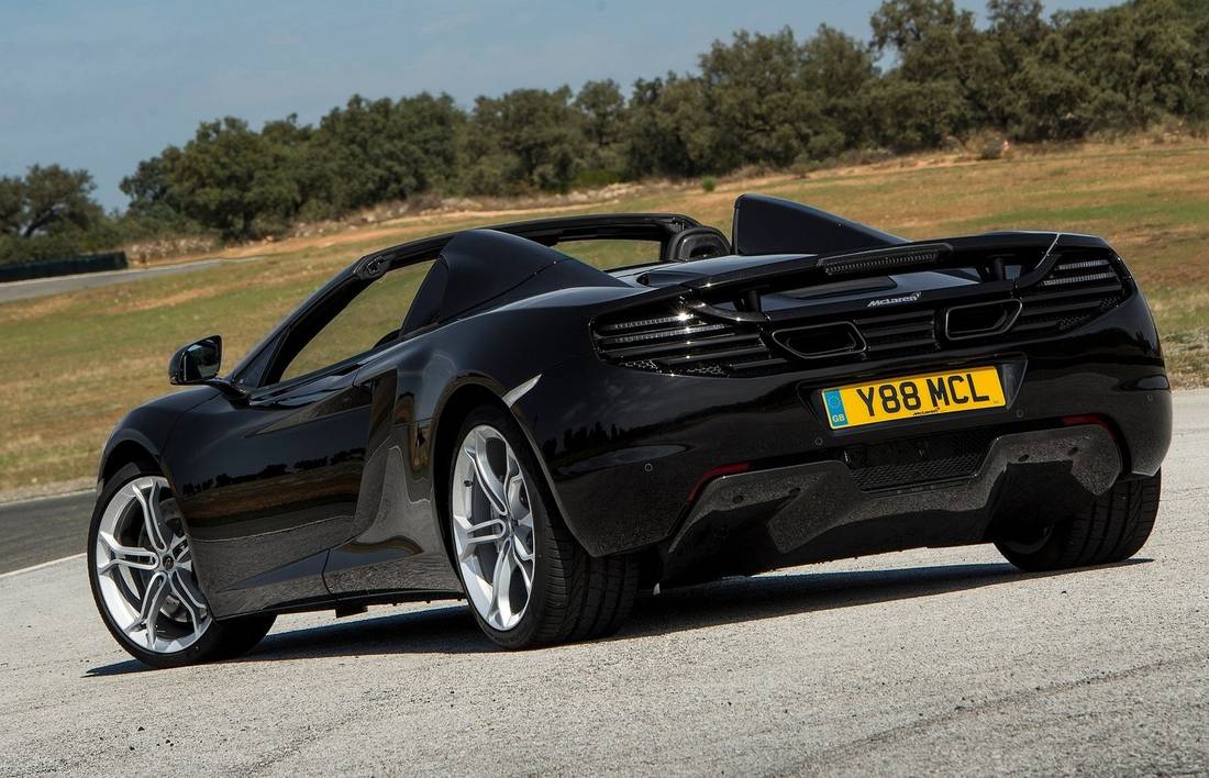 mclaren-mp4-12c-back