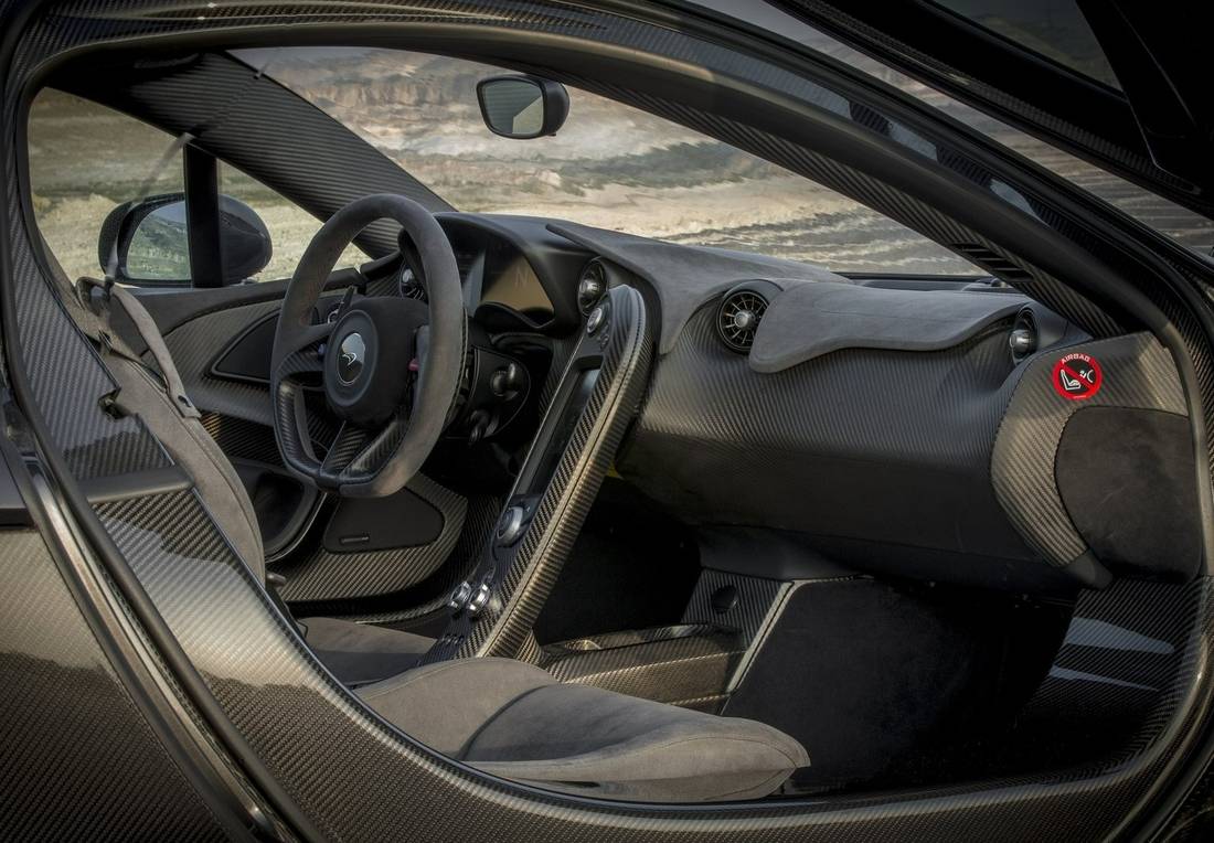 mclaren-p1-interieur