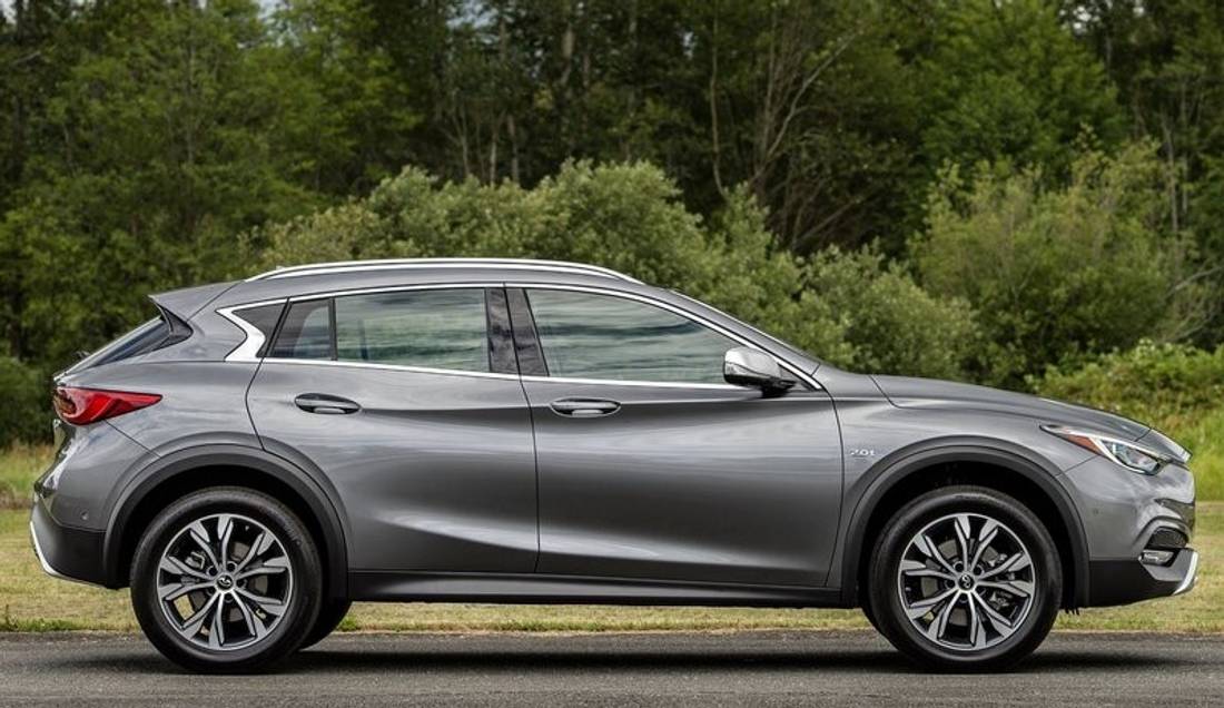 infiniti-qx30-side