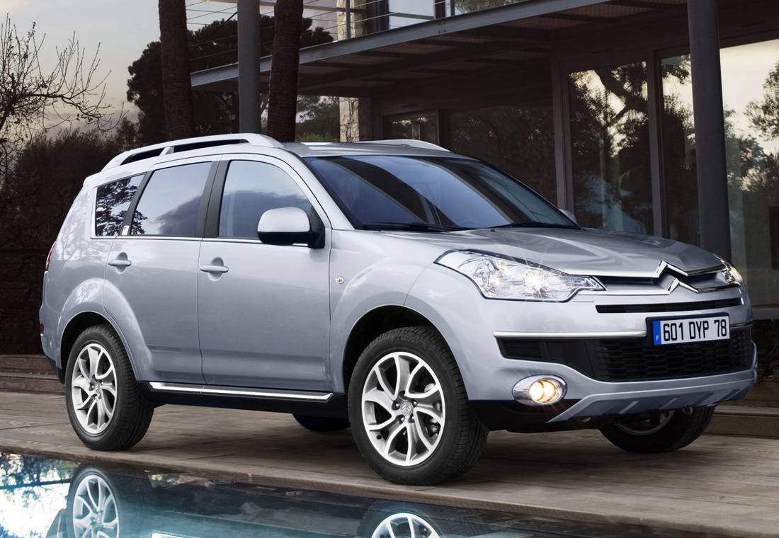 citroen-c-crosser-front