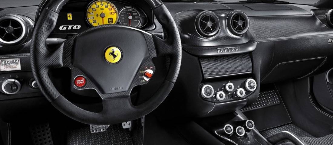 Ferrari-599-interior