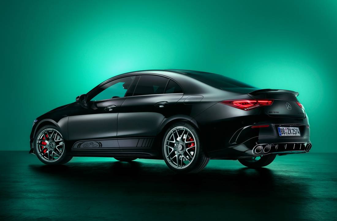 Mercedes-Benz Classe CLA: dimensioni, interni, motori, prezzi e concorrenti  - AutoScout24