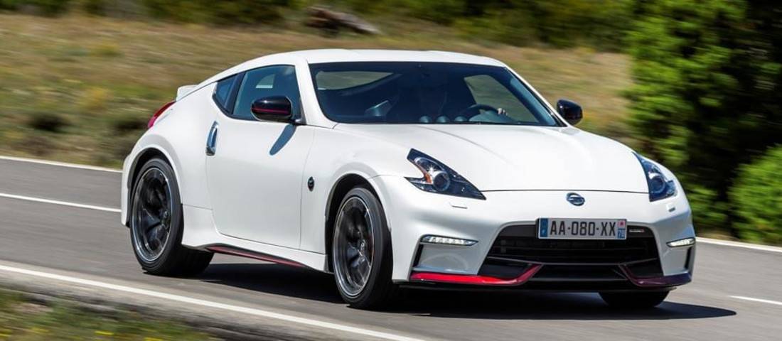 Nissan 370Z: dimensioni, interni, motori, prezzi e concorrenti - AutoScout24