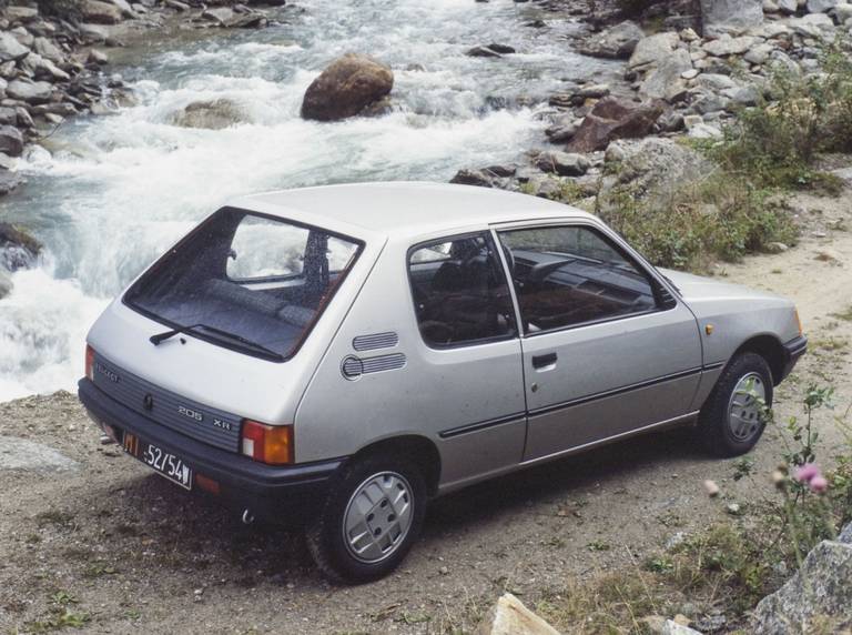 peugeot205compie40anni4-63f7224f5d3c6