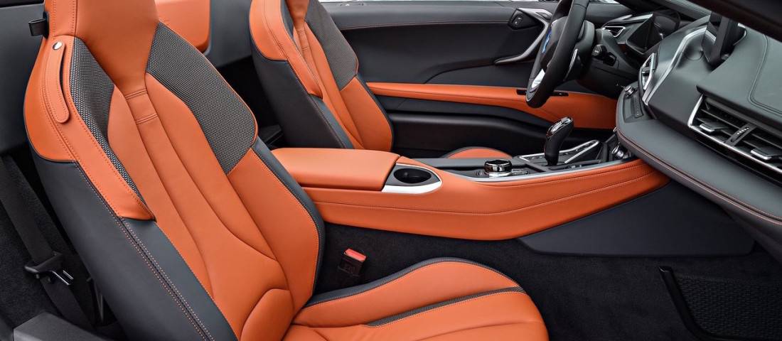 BMW-i8-seating