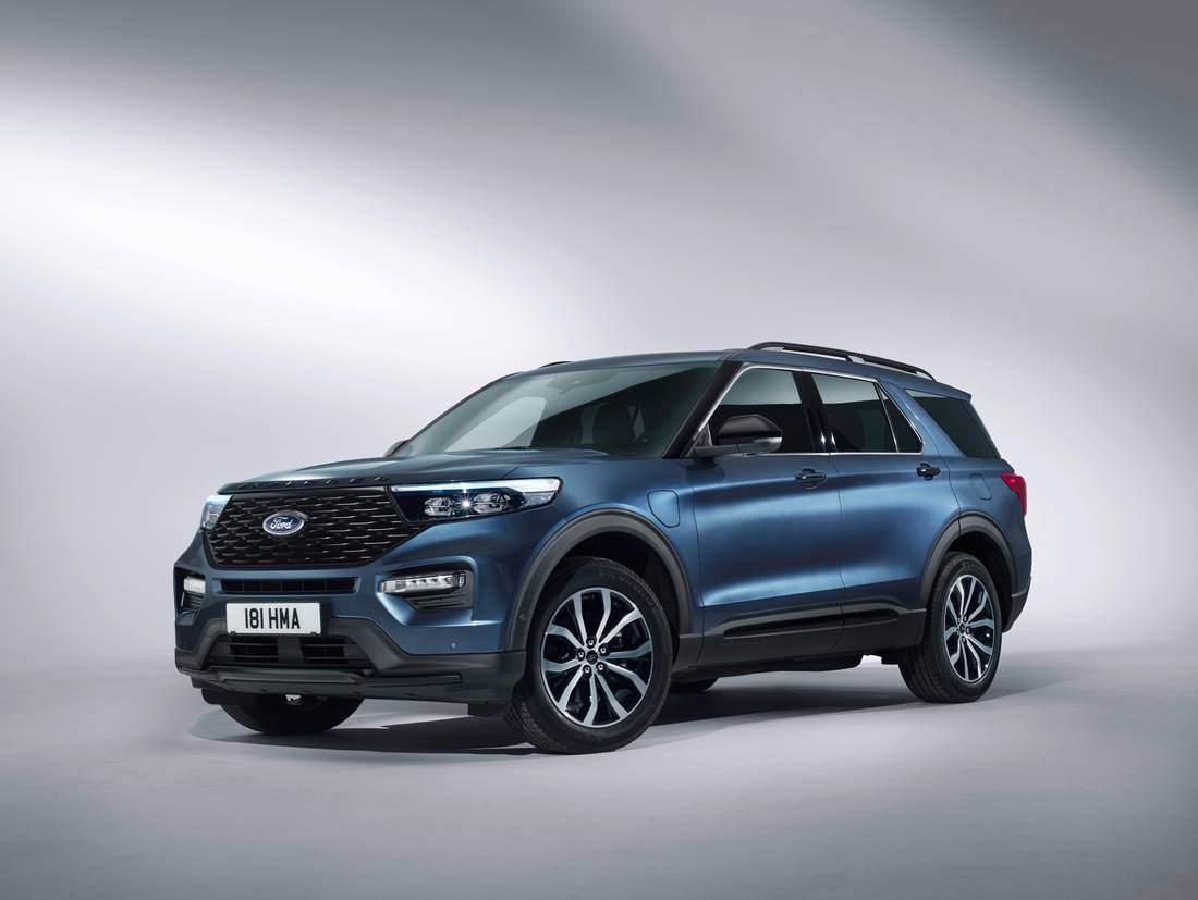 ford-explorer-2019-front