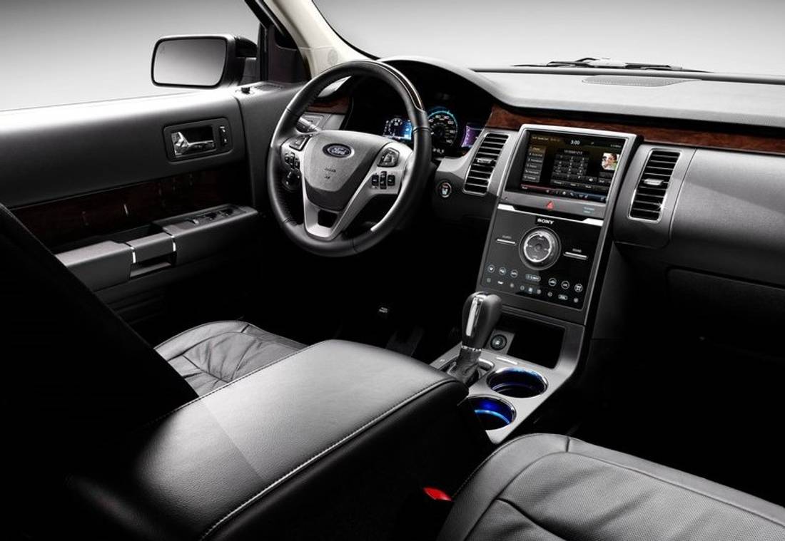 ford-flex-interior.jpg