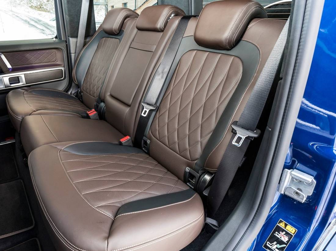 mercedes-benz-g-350d-seats