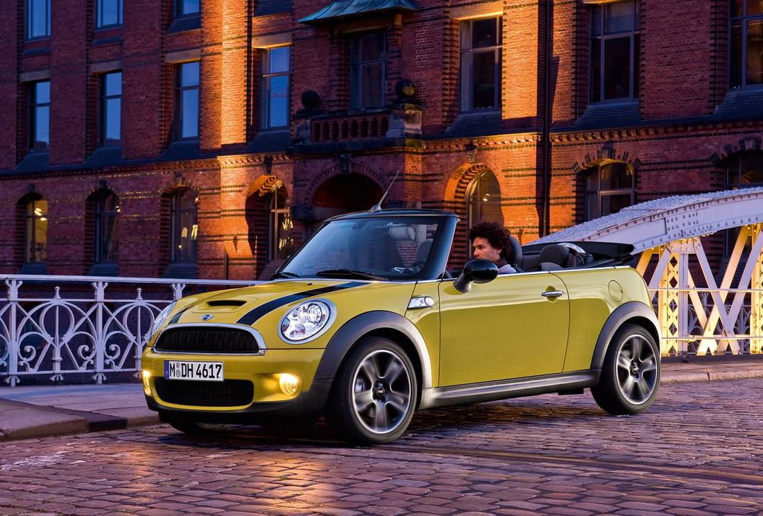 mini-cooper-s-cabrio-side