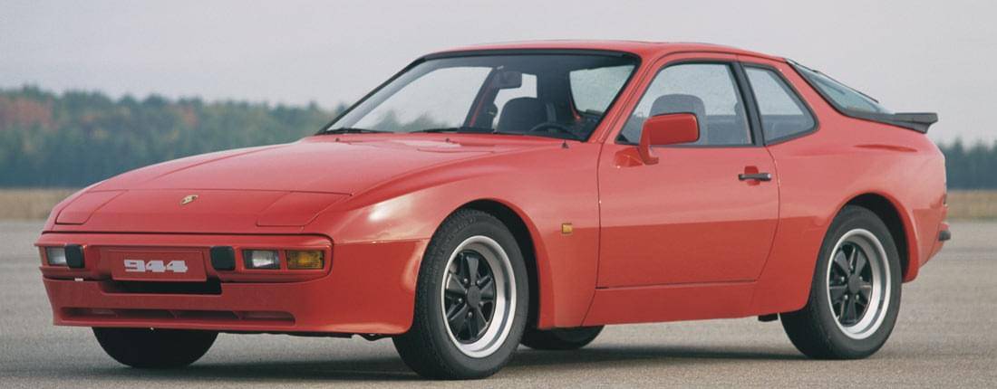 Porsche 944