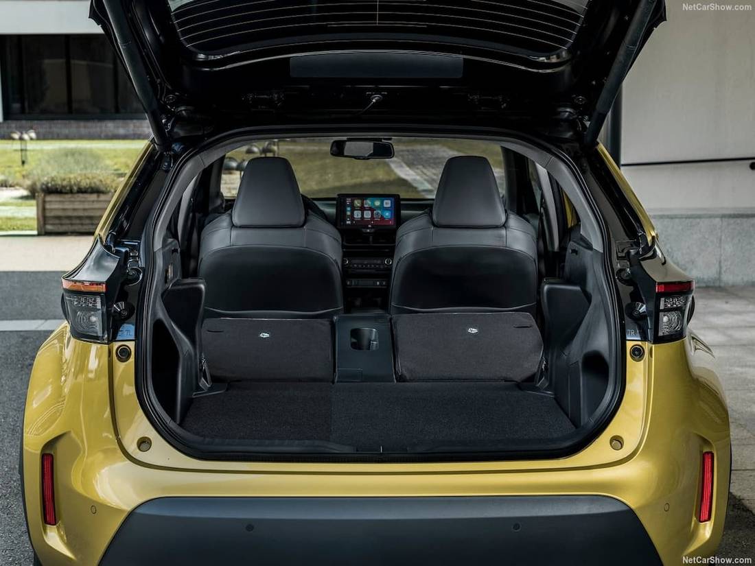 Toyota Yaris Cross Trunk