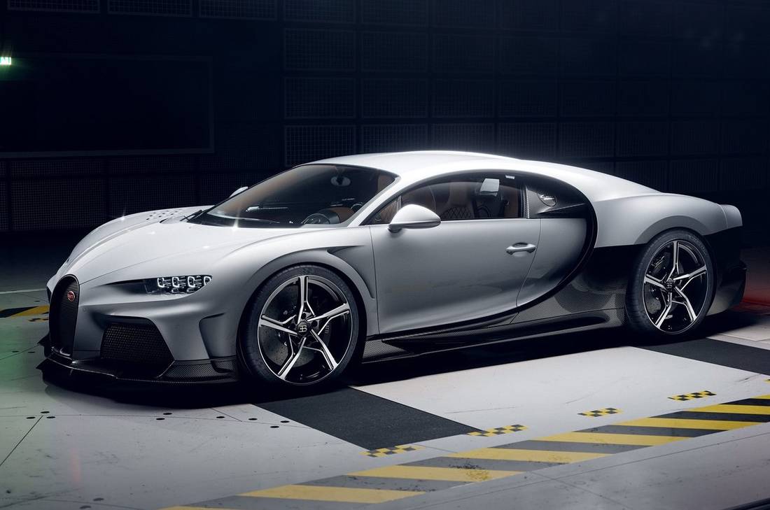 bugatti-chiron-super-sport-front