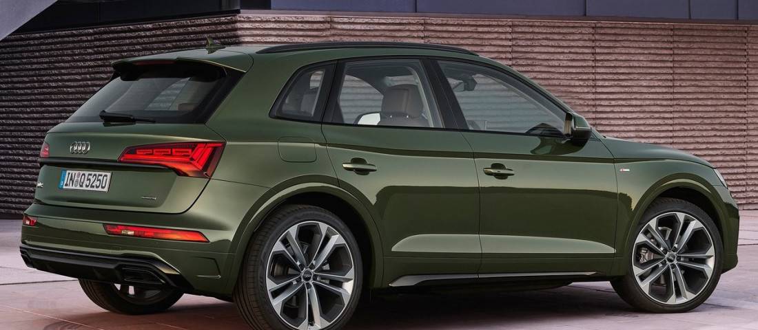 Audi-Q5-2021-1280-0a-1100