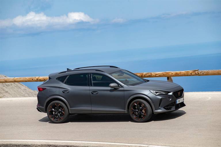 CUPRA-Formentor-Dynamic 50 HQ