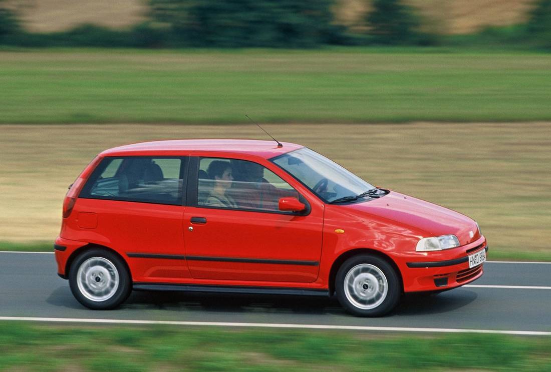 fiat-punto-199-side