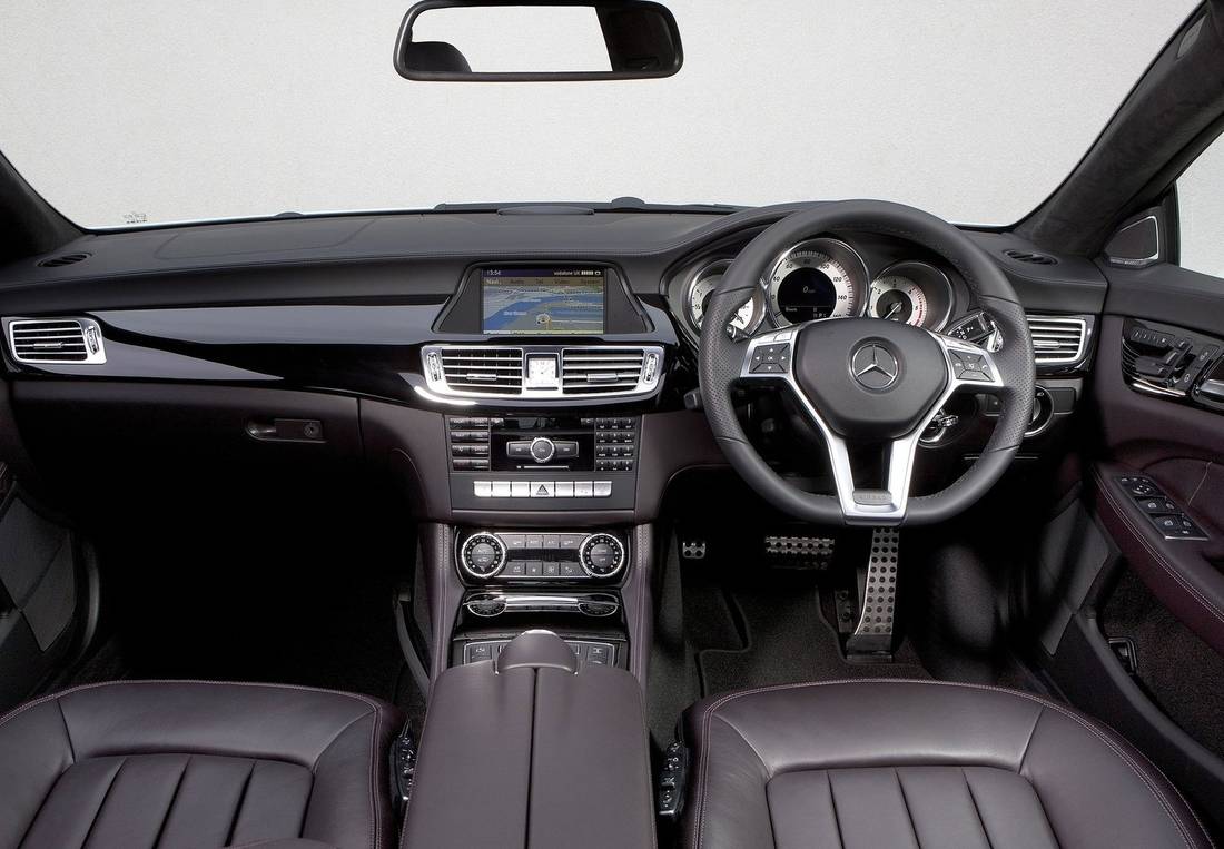 mercedes-benz-cls-350-interior