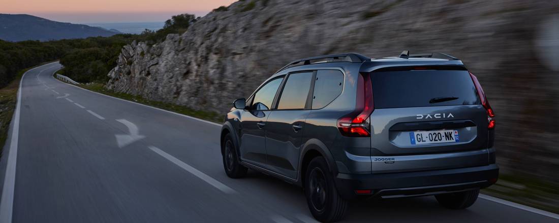 Dacia Jogger Hybrid auto ibrida 7 posti 001