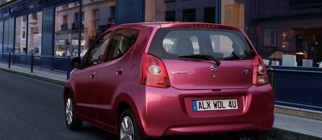 suzuki-alto-back-1100