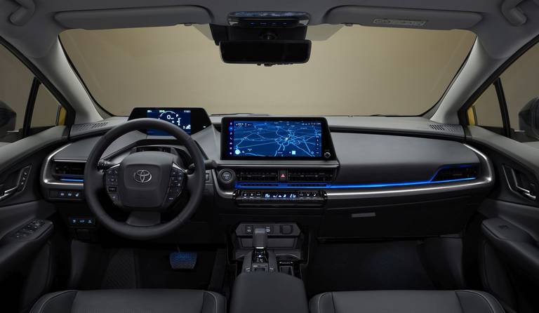 toyota prius 2023 03
