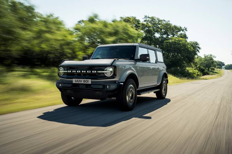 FordBronco CGrey Dynamic 5