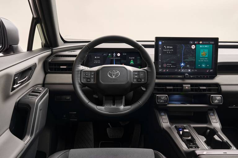 2026-all-newrav4-interior-003