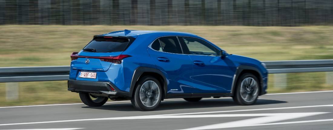 lexus-ux-l-02.jpg