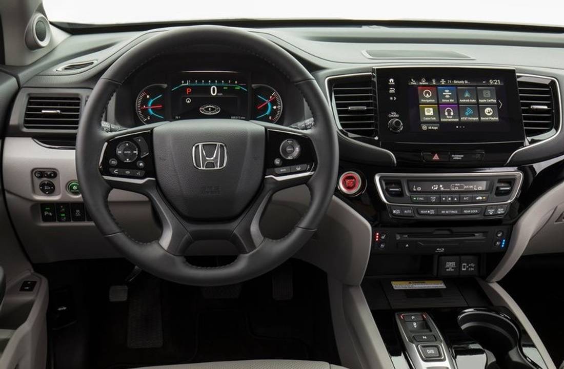 honda-pilot-interior.jpg