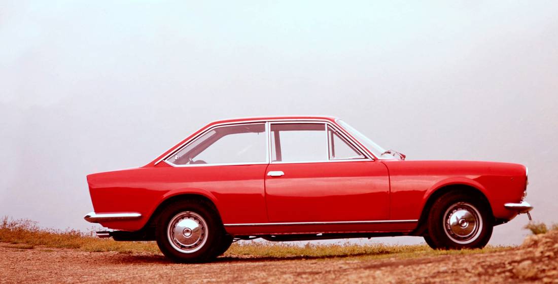 fiat-124-coupe-side