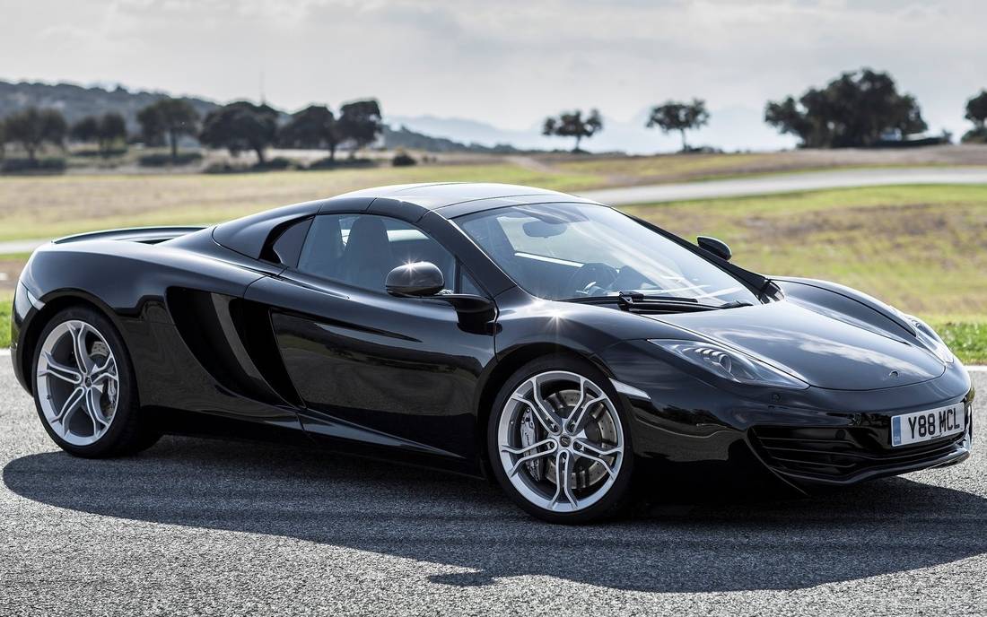 mclaren-mp4-12c-side