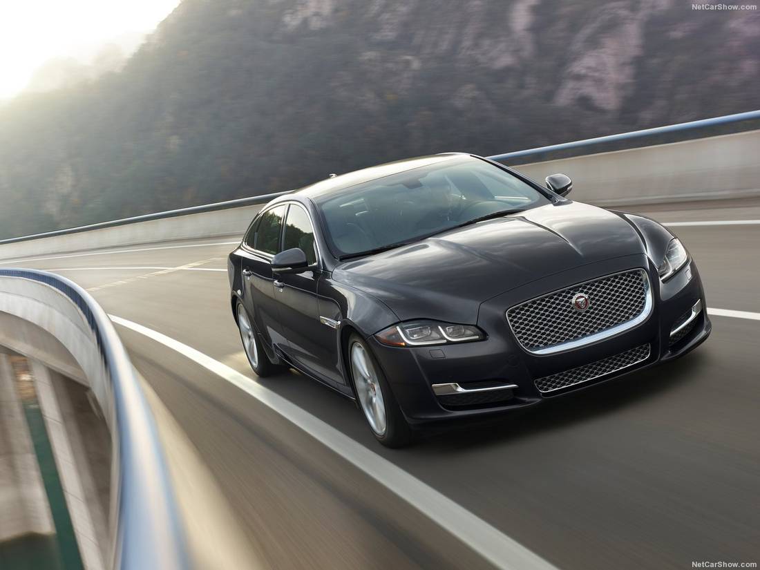 Jaguar XJ