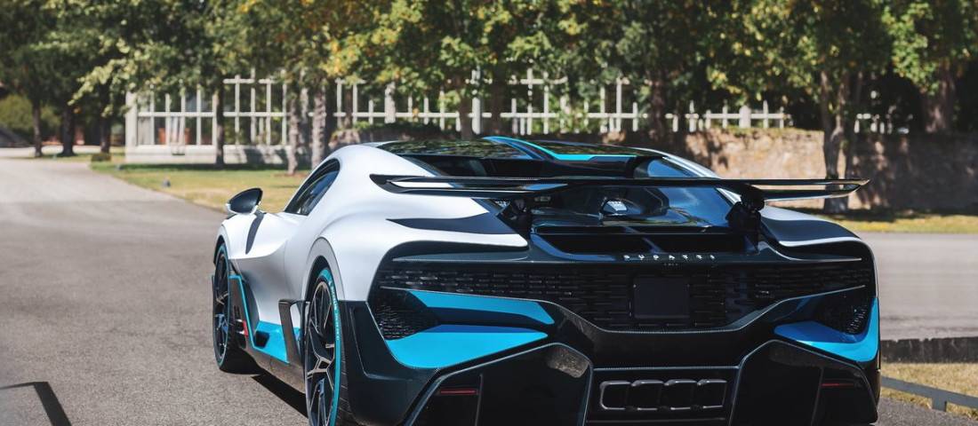 Bugatti-Divo-2019-1280-17-1100