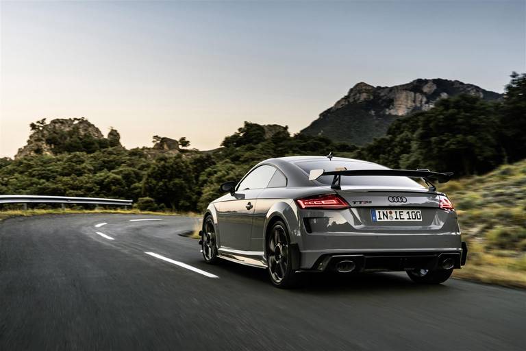 TT RS Coupé 2023 - autoscout24 - 003