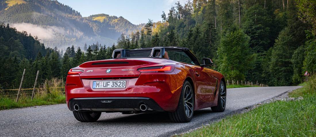 BMW-Z4-Side-Rear-1100