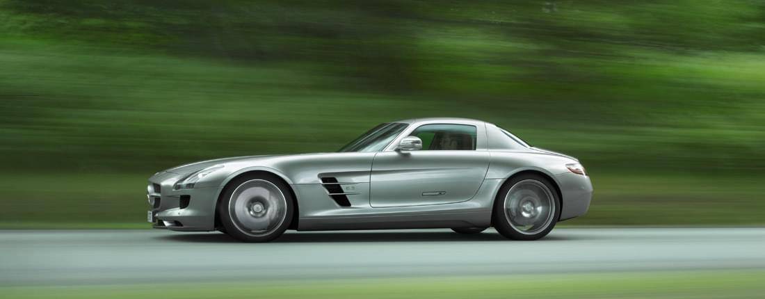 Mercedes-Benz SLS