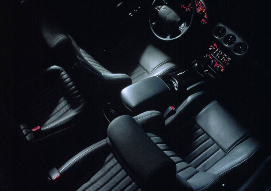 pontiac-firebird-interieur