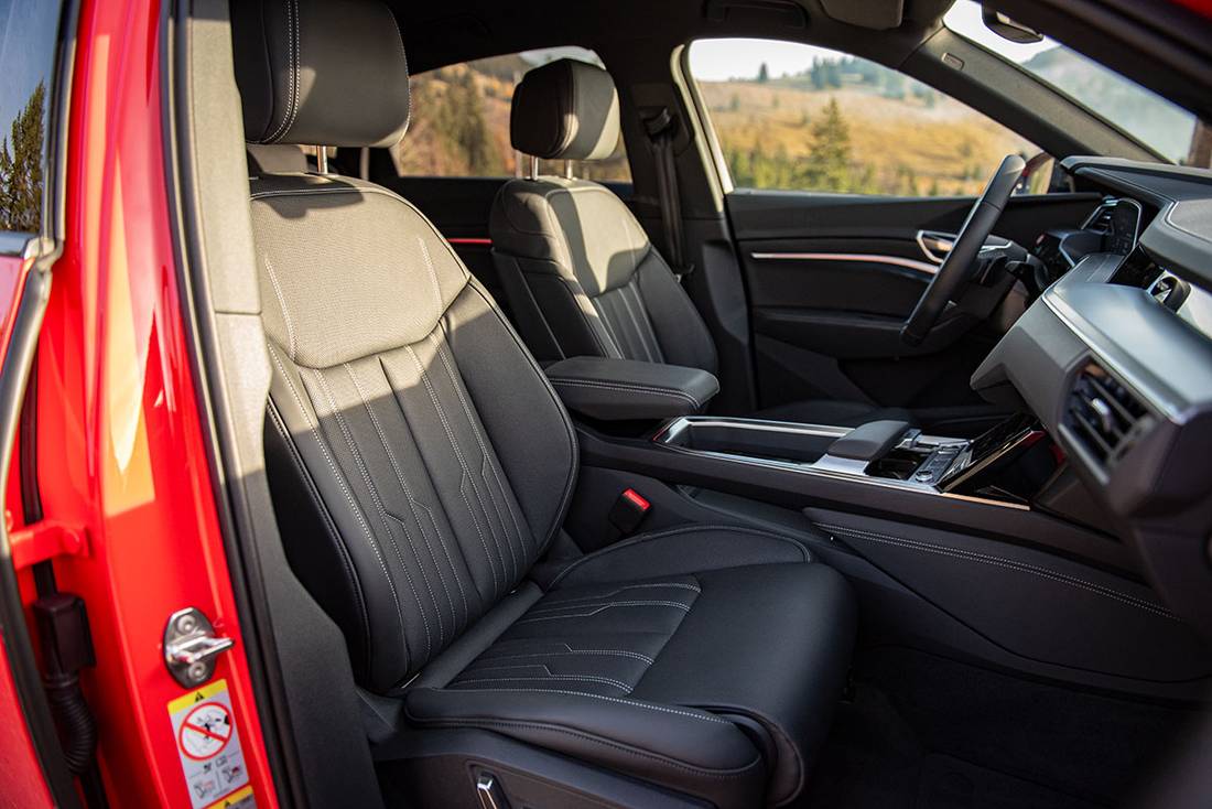 audi-q8-e-tron-sitze