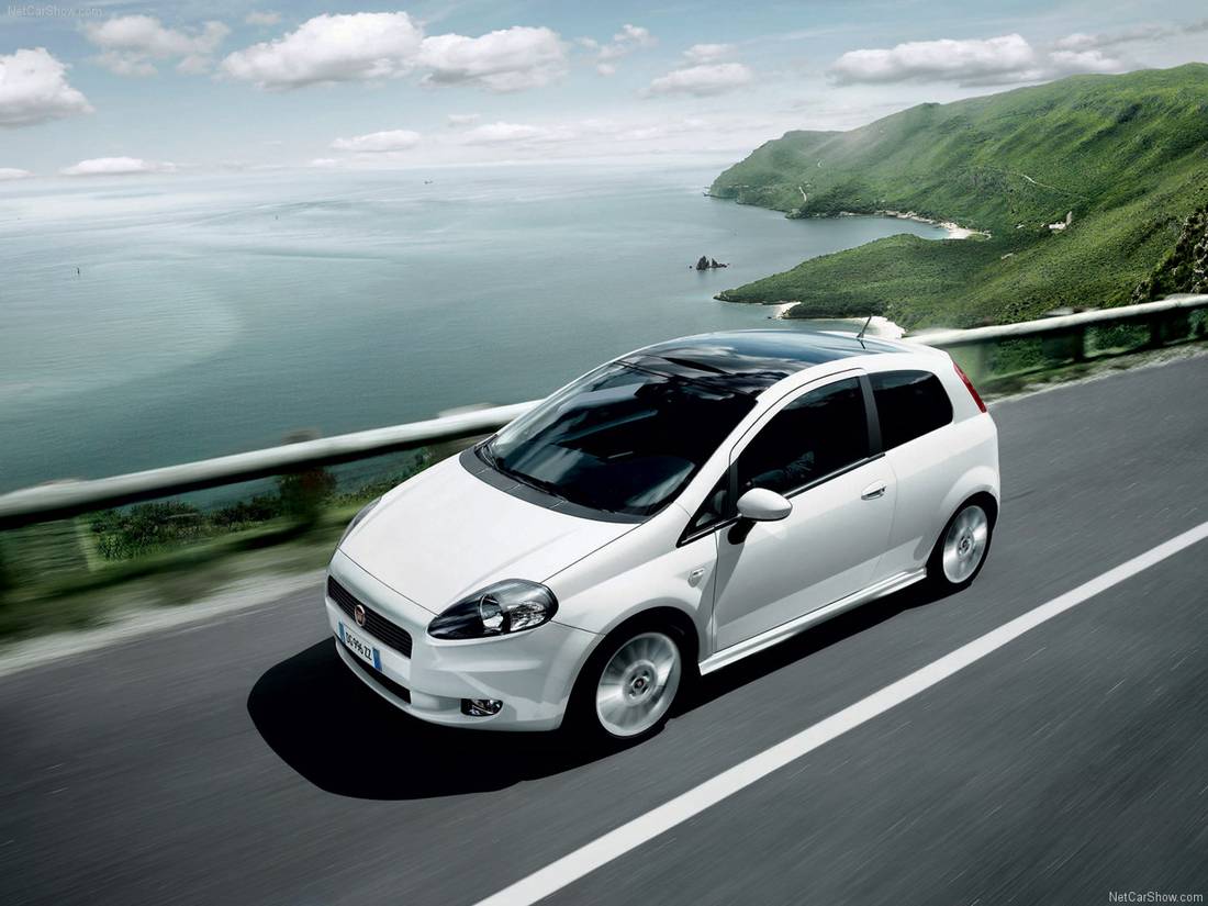 Fiat-Grande_Punto-2008-1280-06.jpg