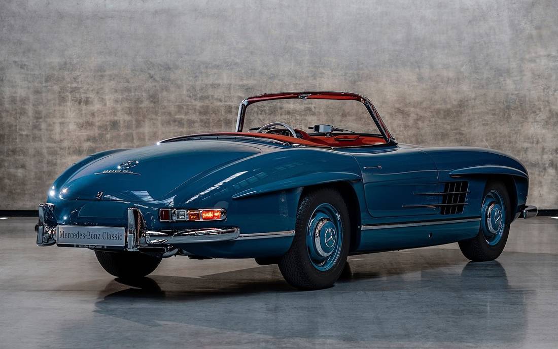 mercedes-benz-sl-300-back