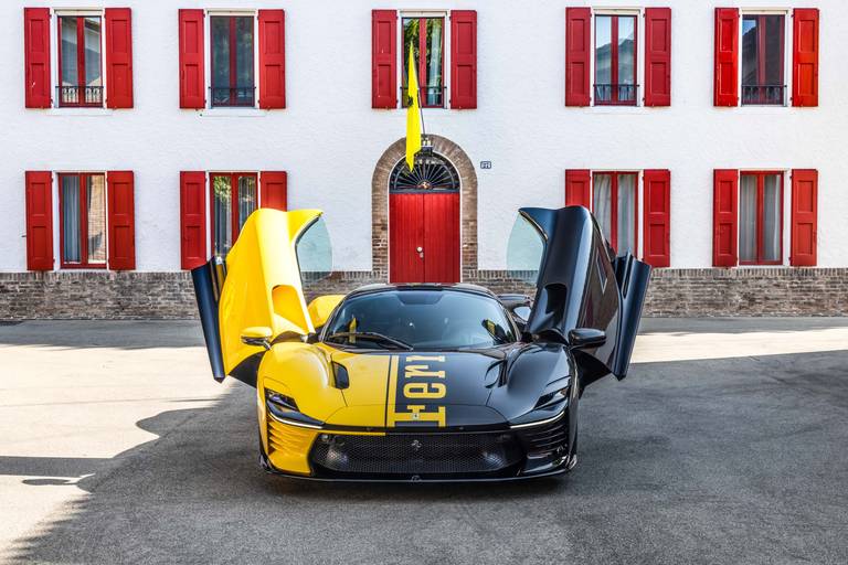 Daytona  SP3  Tailor  Made